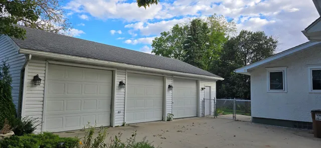 $242,000 | 309 5th Street Southwest, Austin, MN 55912