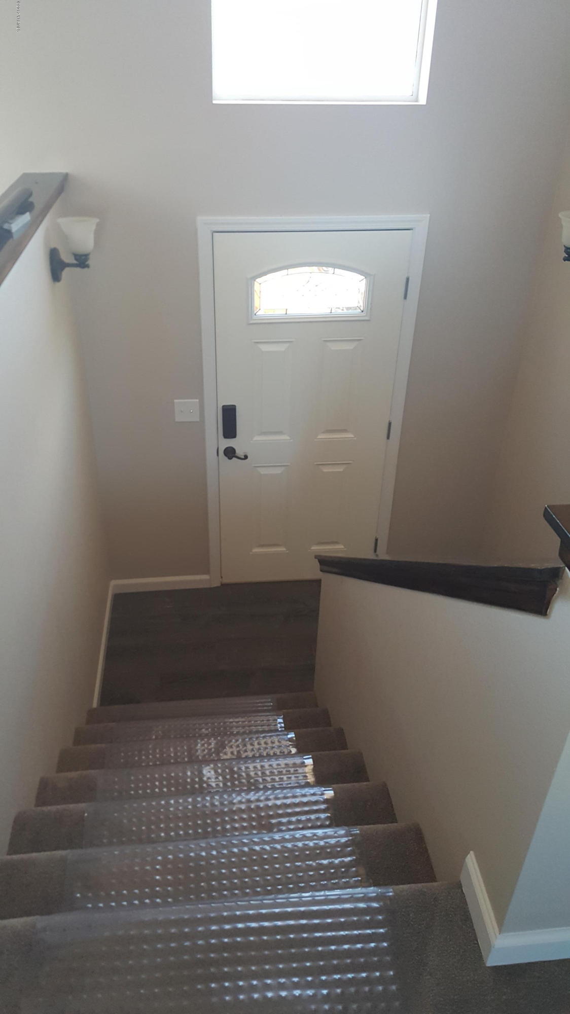 135 Slavin Heights Road Yakima, WA 98903 - Photo 9 of 25 a view of entryway