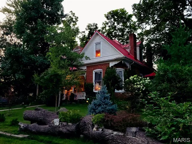 $585,000 | 207 East 4th Street, Hermann, MO 65041