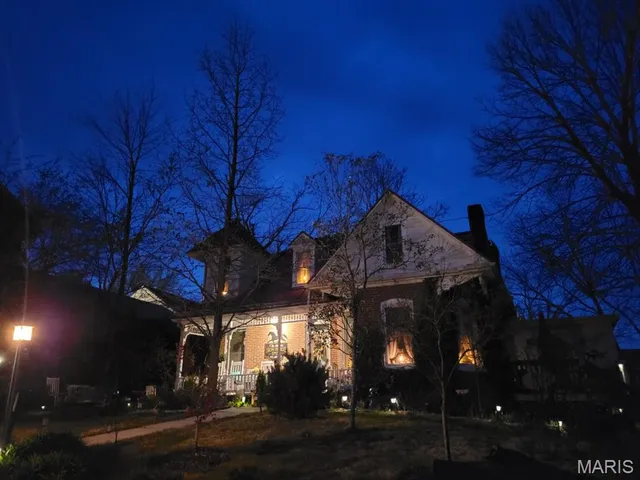 $585,000 | 207 East 4th Street, Hermann, MO 65041