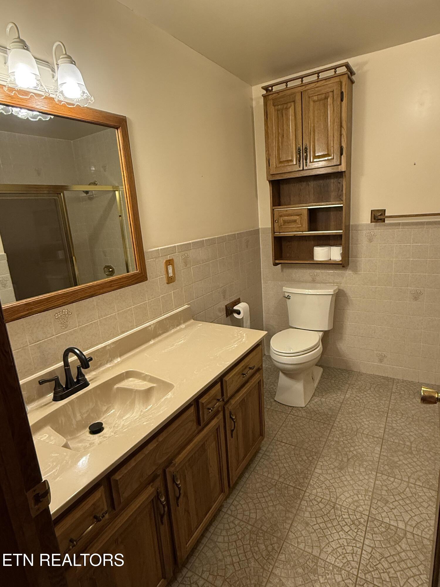 157 Ivanhoe Road Clinton, TN 37716 - Photo 27 of 46 4_29