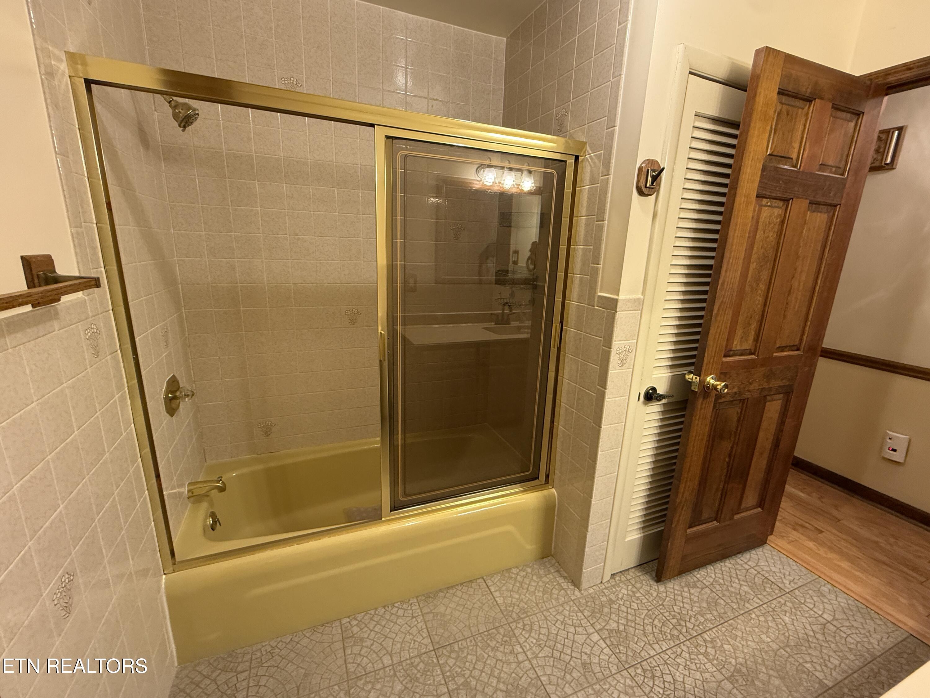 157 Ivanhoe Road Clinton, TN 37716 - Photo 28 of 46 4_30