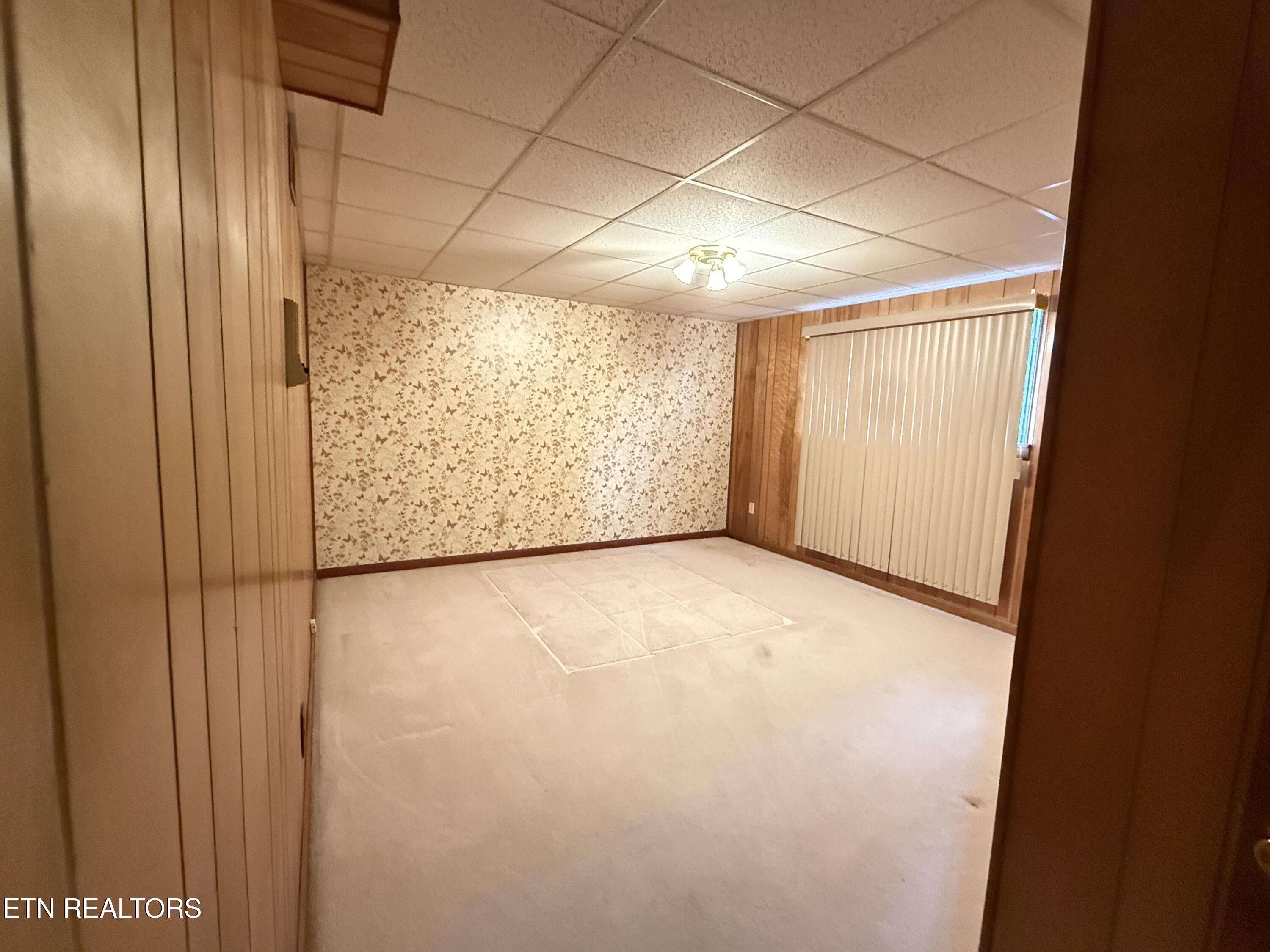 157 Ivanhoe Road Clinton, TN 37716 - Photo 37 of 46 4_39