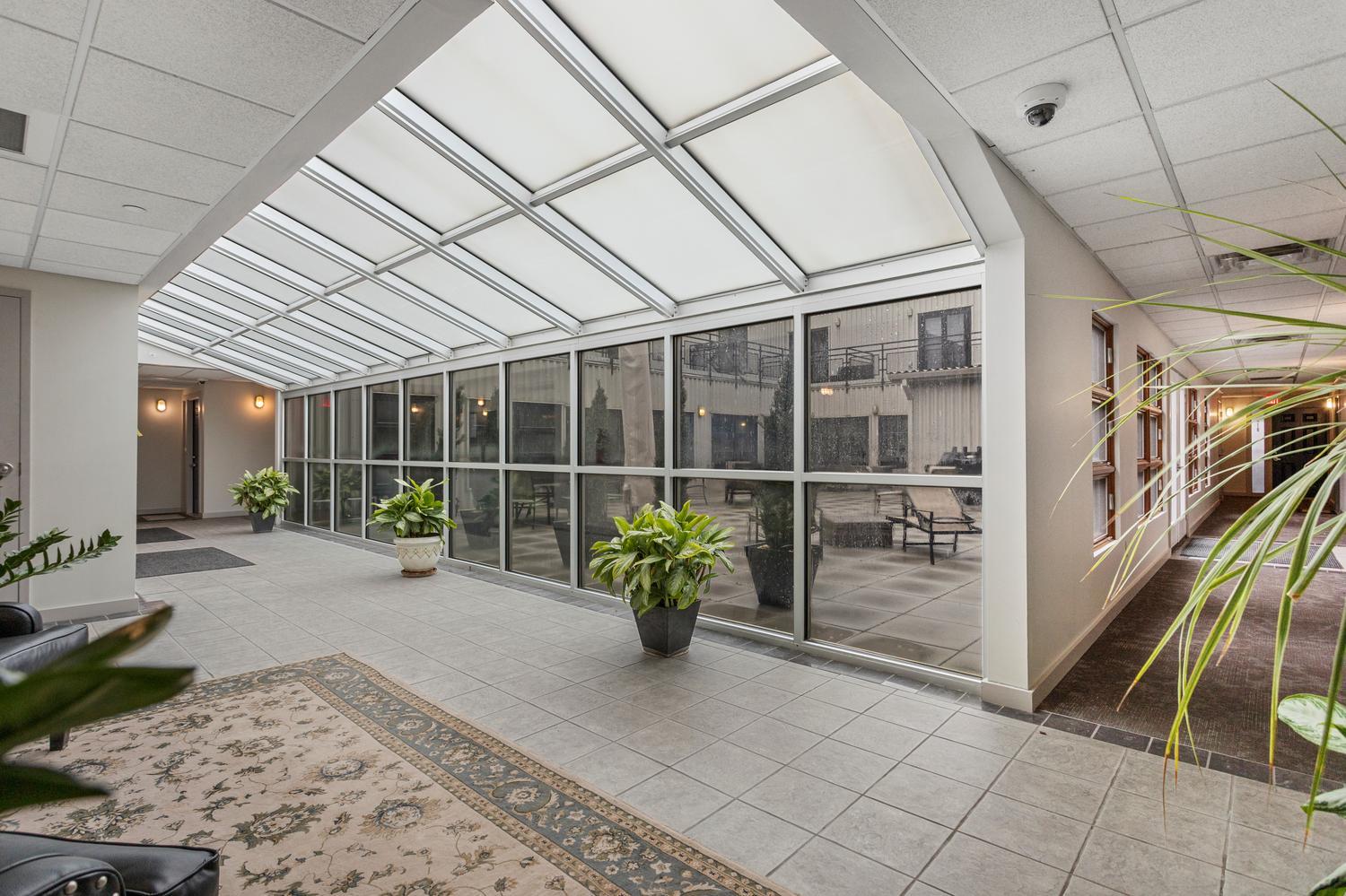 1 East Main Street, Unit 404 Champaign, IL 61820 - Photo 5 of 32