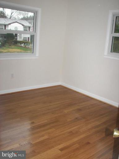 13106 Kumar Road Woodbridge, VA 22193 - Photo 8 of 26 Bedroom #3