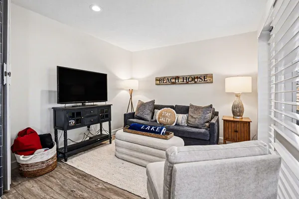 $595,000 | 410 Oselka Drive, Unit 123, New Buffalo, MI 49117