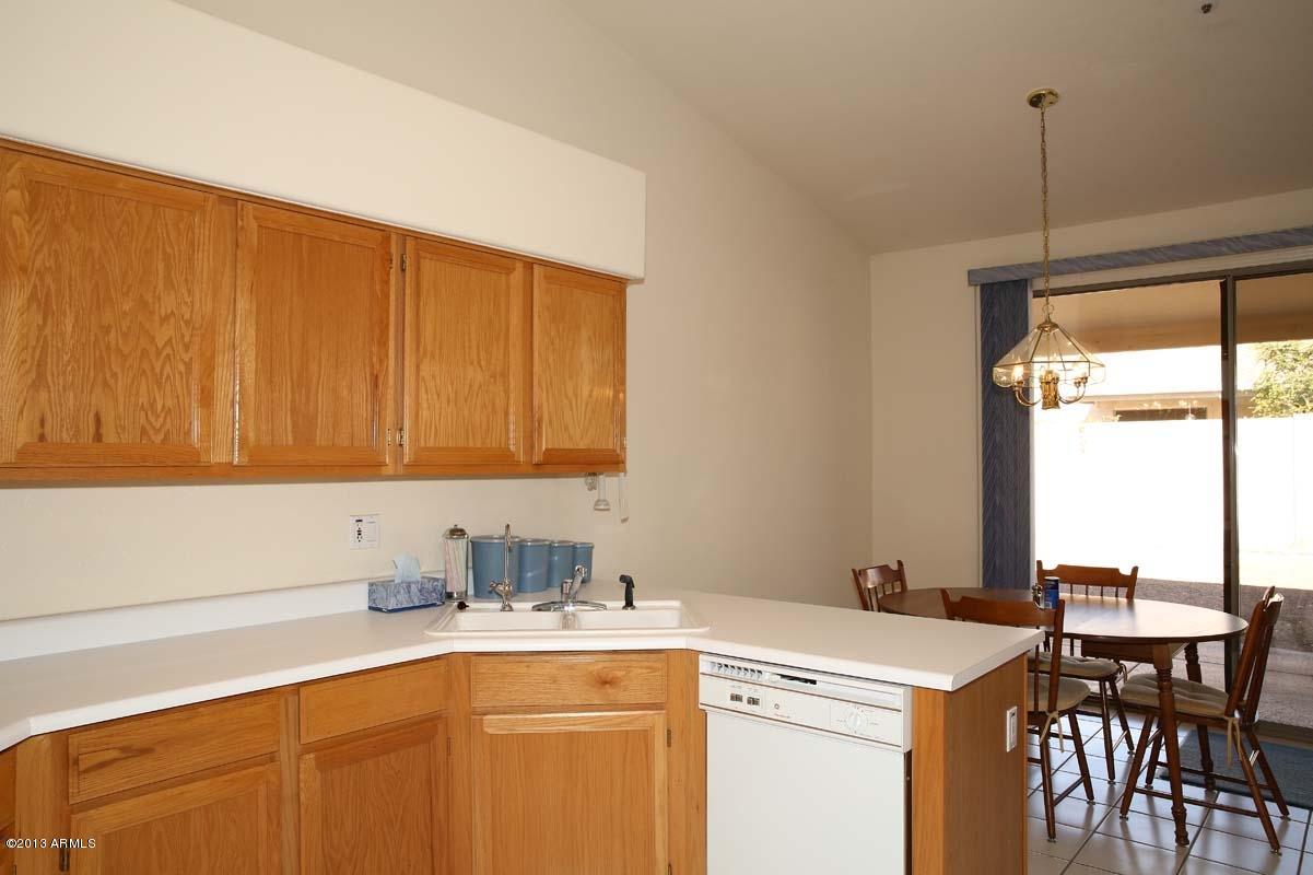 9824 East Pine Valley Road Scottsdale, AZ 85260 - Photo 11 of 30 Kitchen4