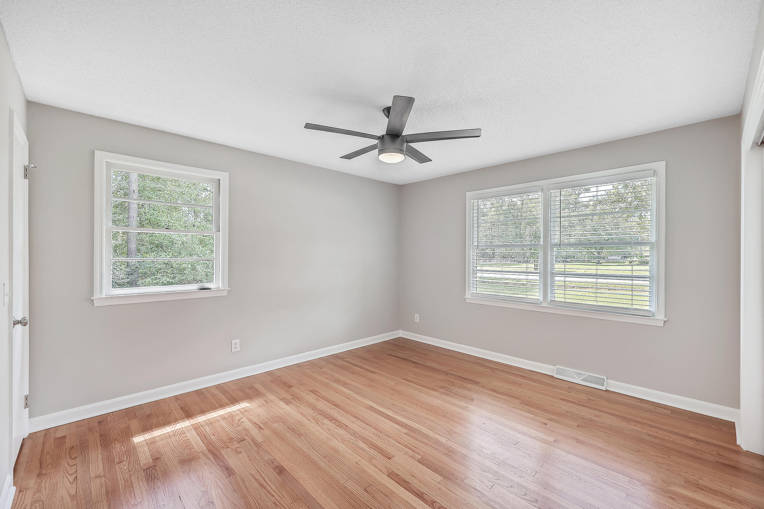 1190 Jedburg Road Summerville, SC 29486 - Photo 19 of 38 ZYN_4540_1_2_3_4_5_6