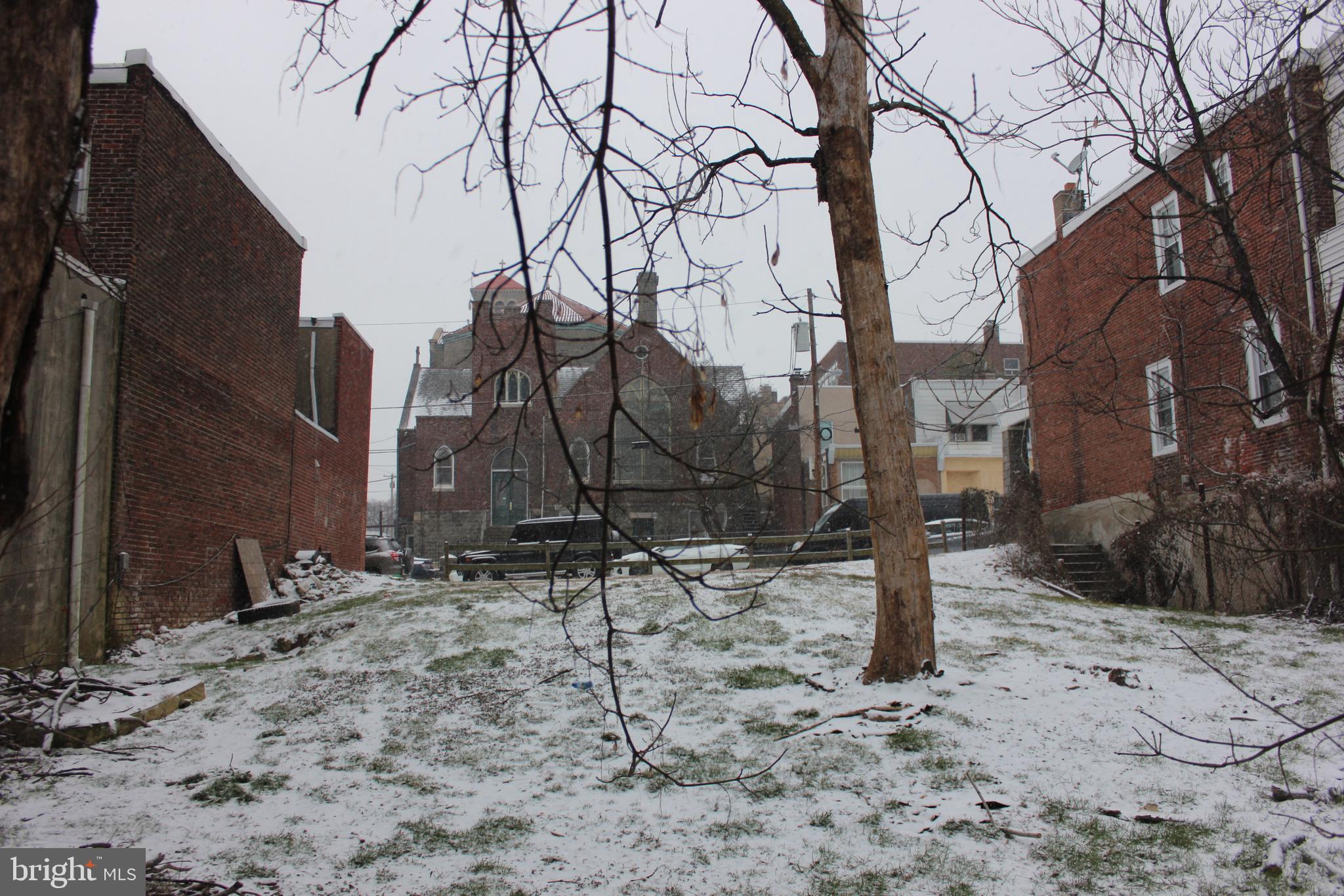 403 North Simpson Street Philadelphia, PA 19151 - Photo 7 of 33