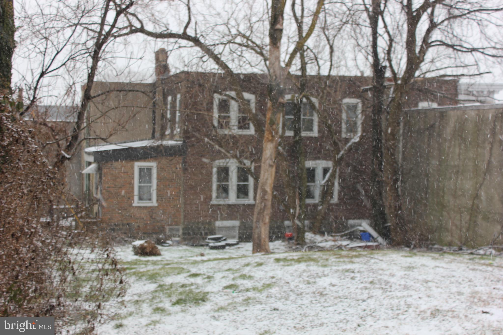 403 North Simpson Street Philadelphia, PA 19151 - Photo 9 of 33