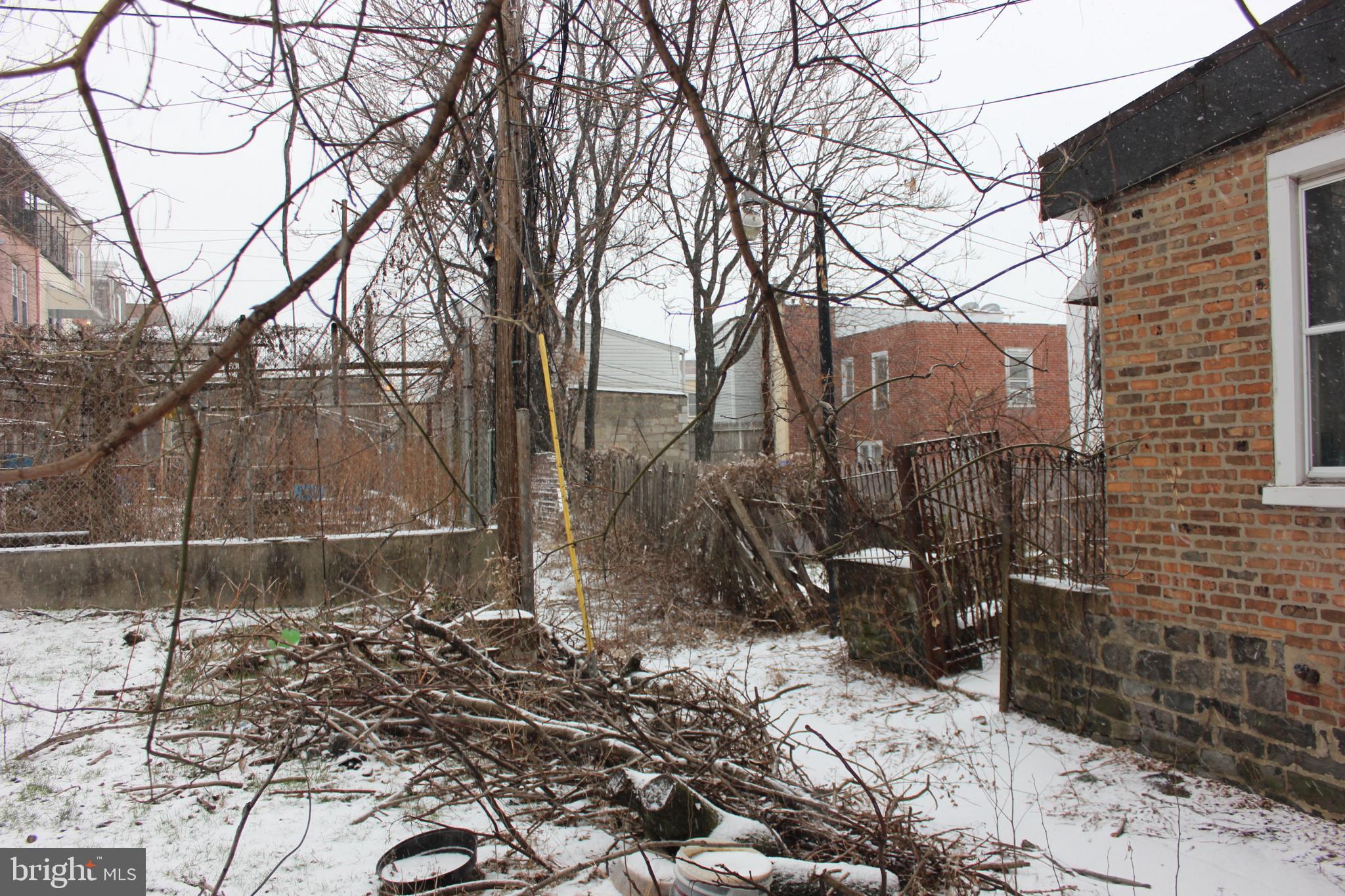 403 North Simpson Street Philadelphia, PA 19151 - Photo 10 of 33