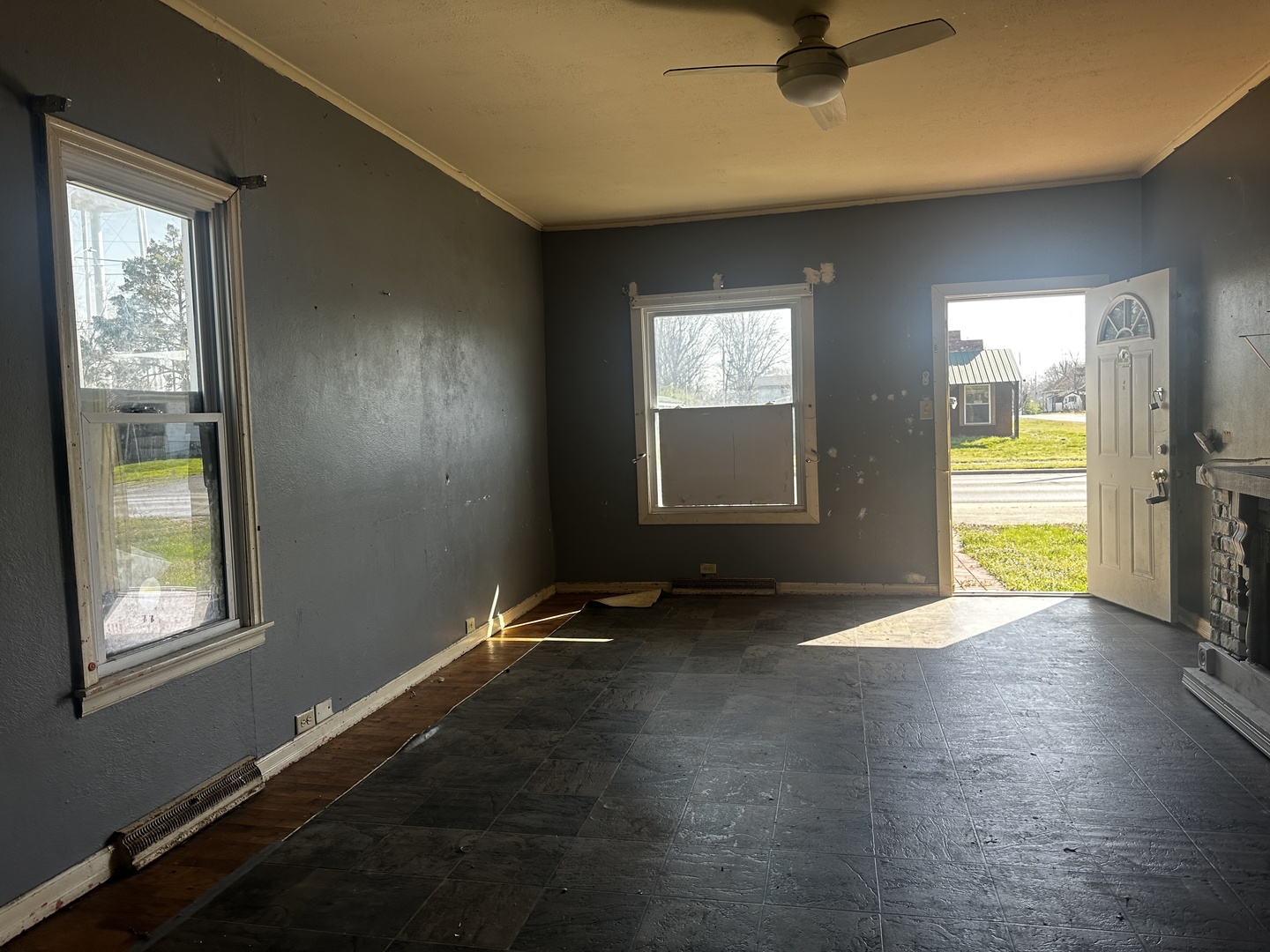 415 South Park Street Sesser, IL 62884 - Photo 6 of 14