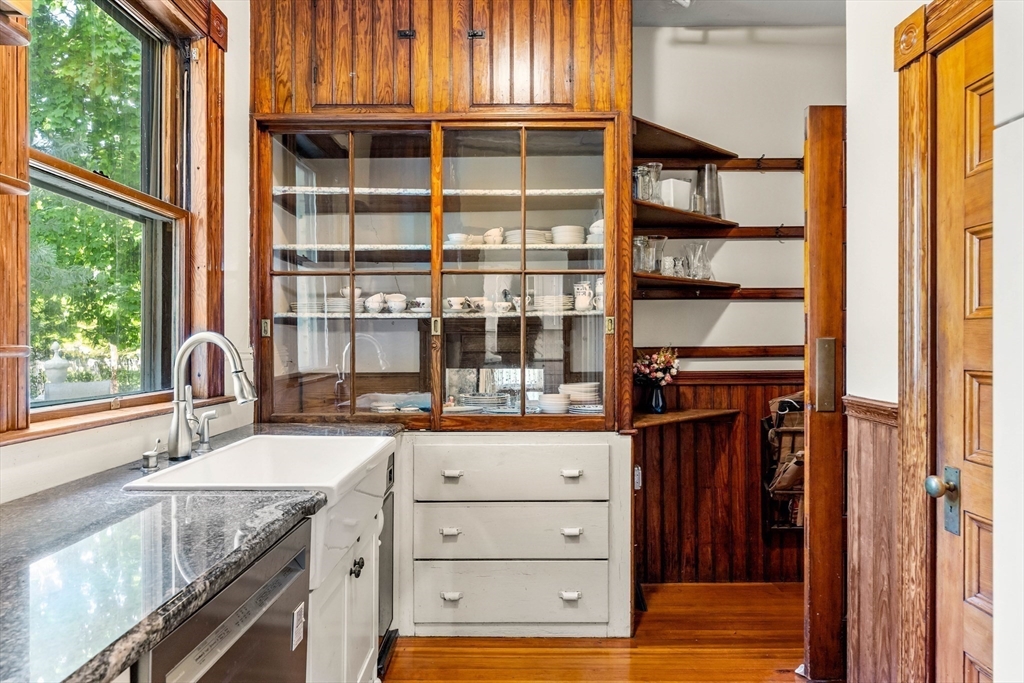 2 Butman Street Beverly, MA 01915 - Photo 11 of 42