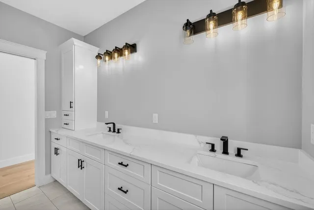 $2,300,000 | 258 North Amherst Road, Unit 34, Bedford, NH 03110