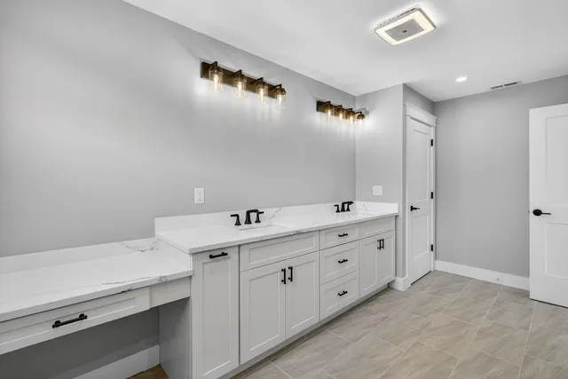 $2,300,000 | 258 North Amherst Road, Unit 34, Bedford, NH 03110