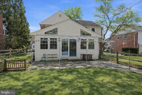 $760,000 | 216 Heatherwood Road, Glenside, PA 19038