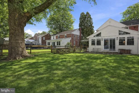 $760,000 | 216 Heatherwood Road, Glenside, PA 19038