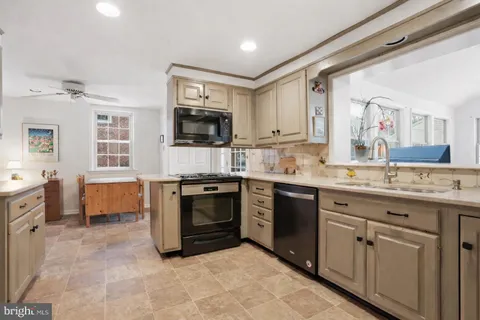 $760,000 | 216 Heatherwood Road, Glenside, PA 19038