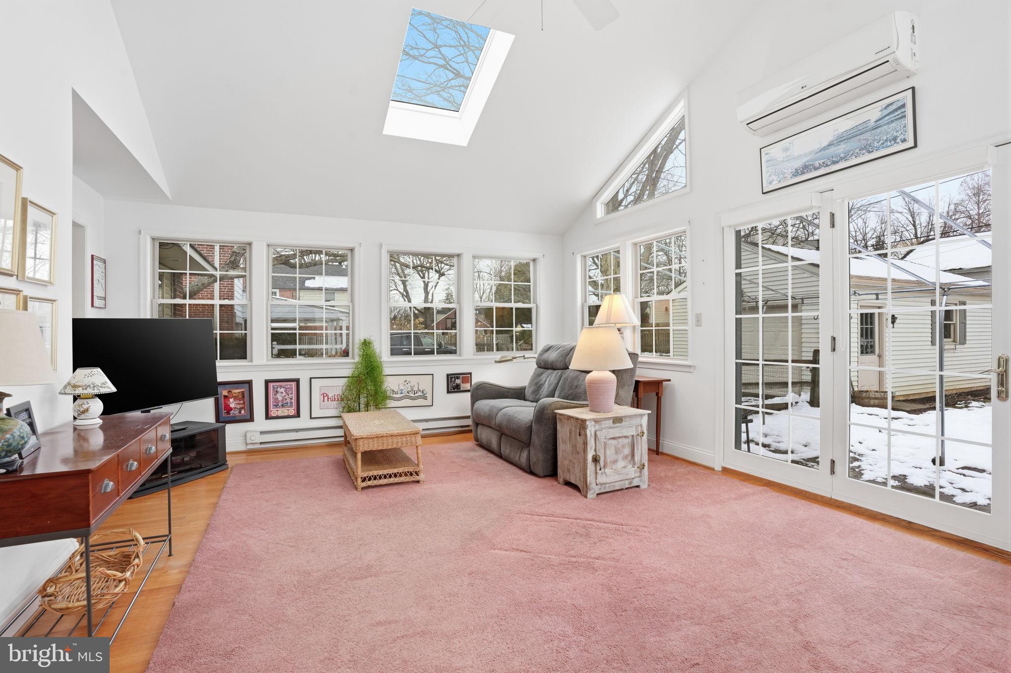 216 Heatherwood Road Glenside, PA 19038 - Photo 10 of 27 Den/Sun room