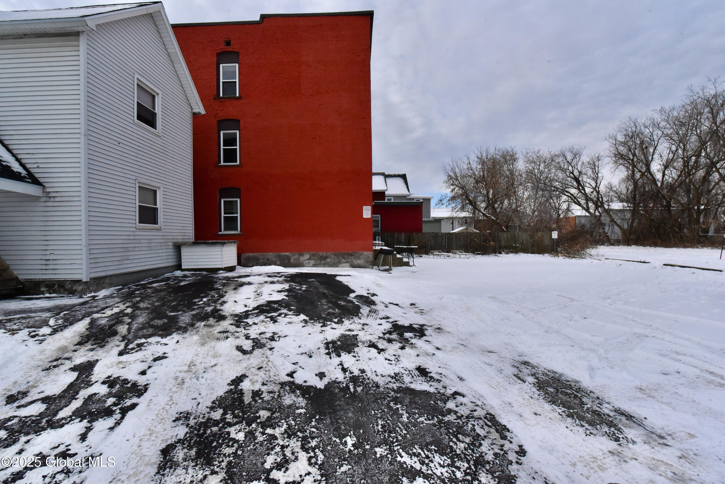 321 Front Street Schenectady, NY 12305 - Photo 42 of 47 46