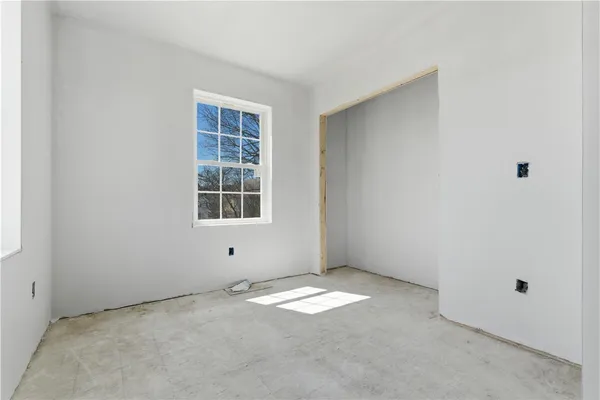 $675,000 | 34 Vine Street, West Warwick, RI 02893