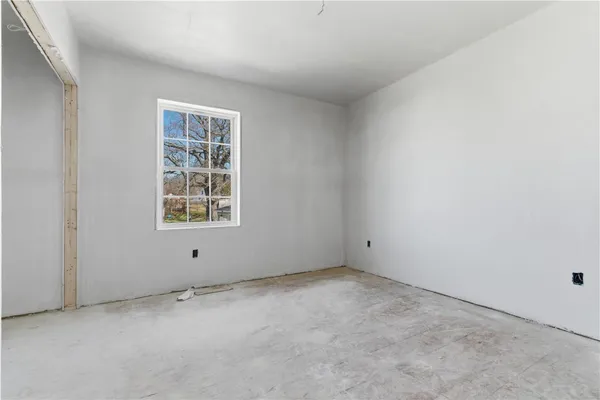 $675,000 | 34 Vine Street, West Warwick, RI 02893