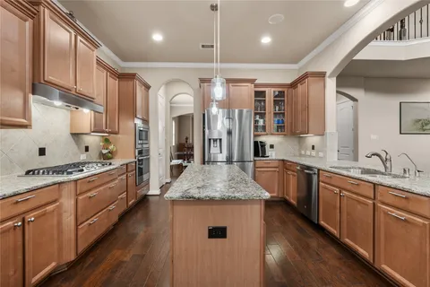 $779,900 | 2607 Tree Swallow Bluff Path, Spring, TX 77389