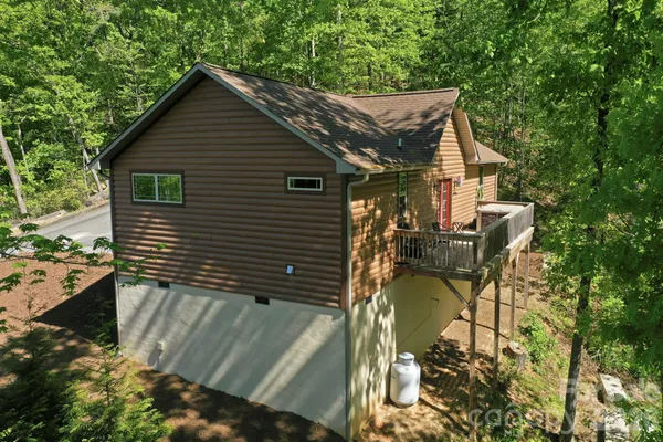 $575,000 | 131 Pierpoint Drive, Lake Lure, NC 28746