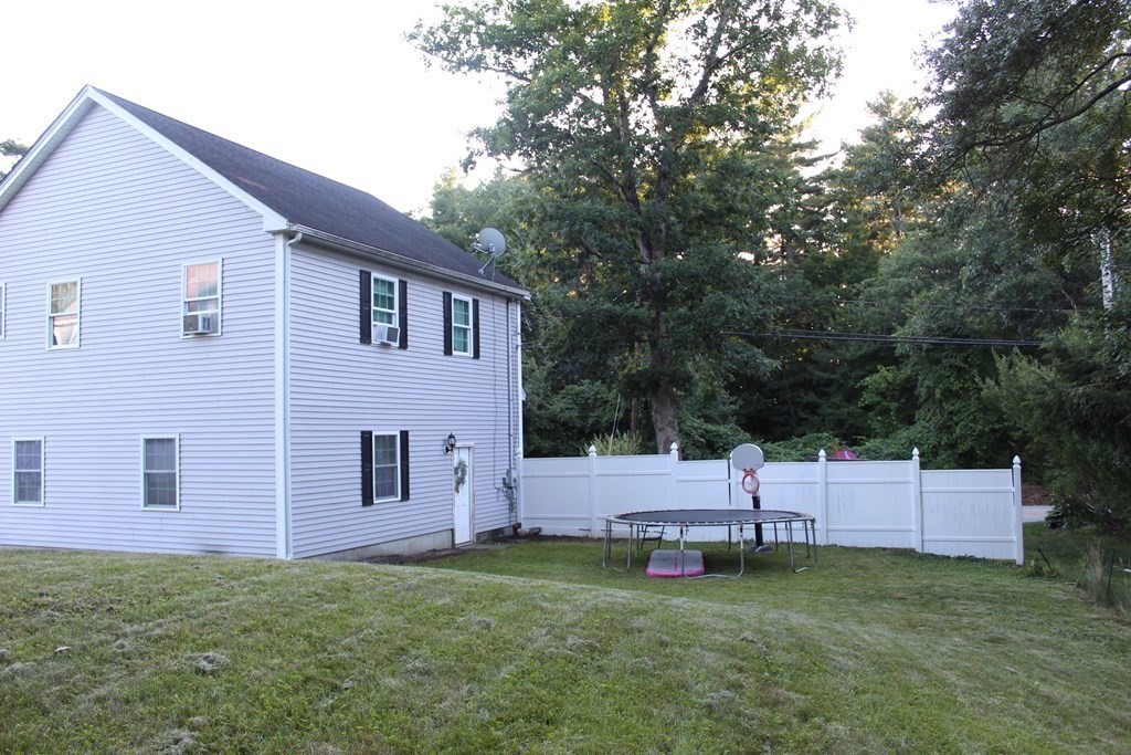 4 Millbury Road Oxford, MA 01540 - Photo 4 of 32 Gallery Image 4