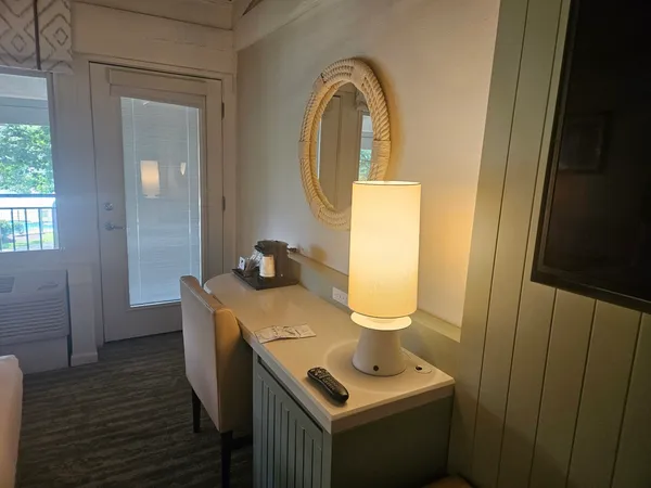 $136,000 | 269 Fontana Boulevard, Unit 2555, Fontana, WI 53125