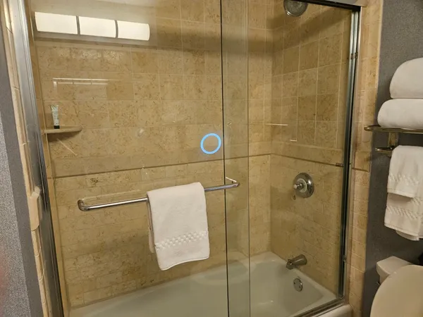$136,000 | 269 Fontana Boulevard, Unit 2555, Fontana, WI 53125