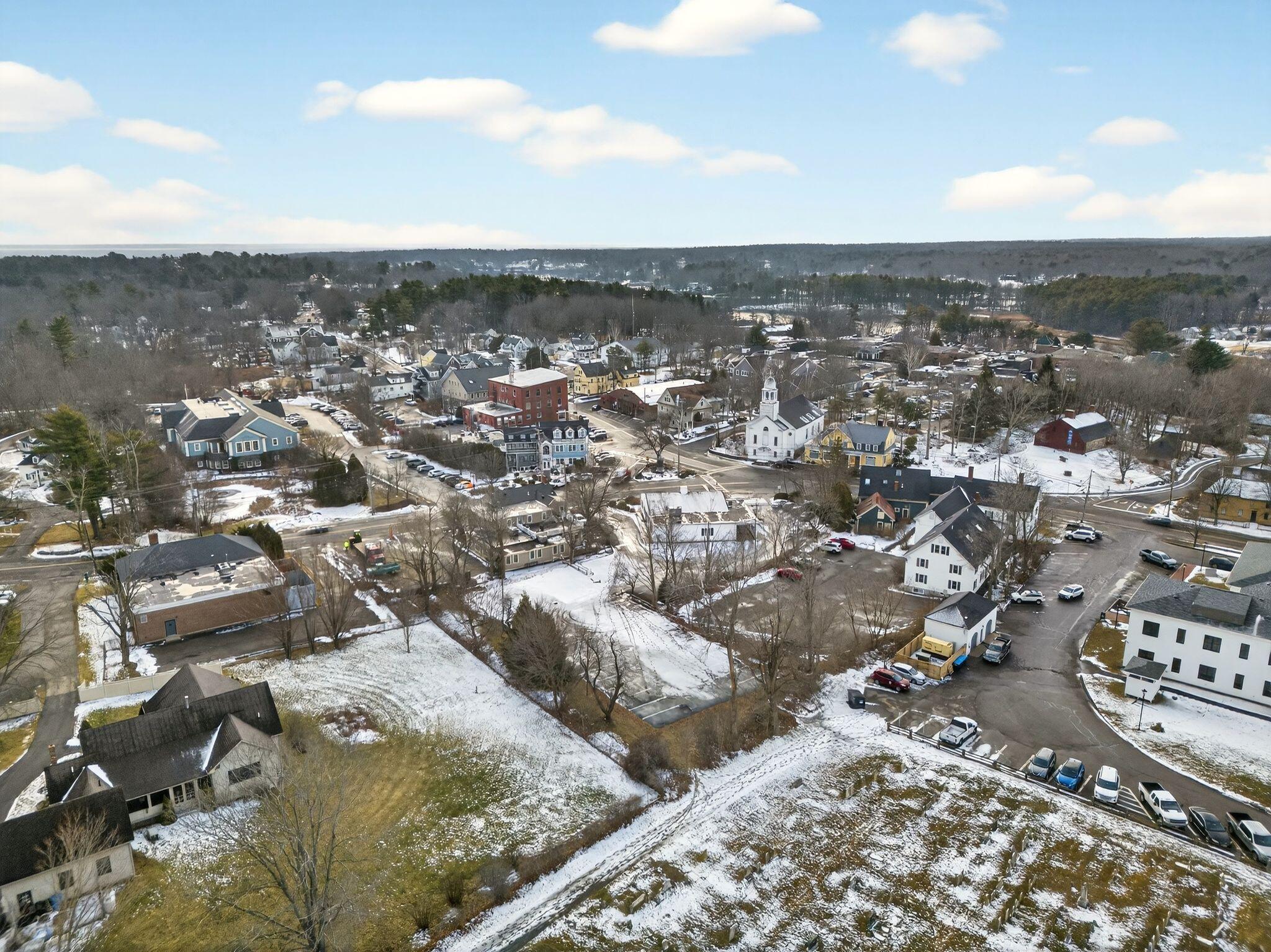 190 York Street York, ME 03909 - Photo 6 of 8 6_DJI_20260110001127_0122_D