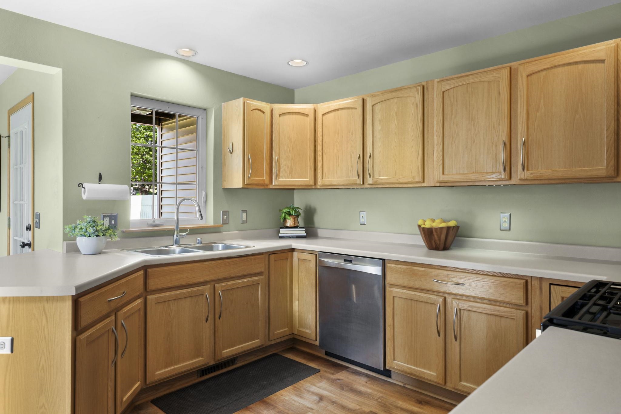 2234 Buckingham Road Stoughton, WI 53589 - Photo 13 of 53