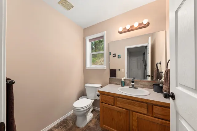 $654,000 | 5981 Blackstone Way, Nine Mile Falls, WA 99026