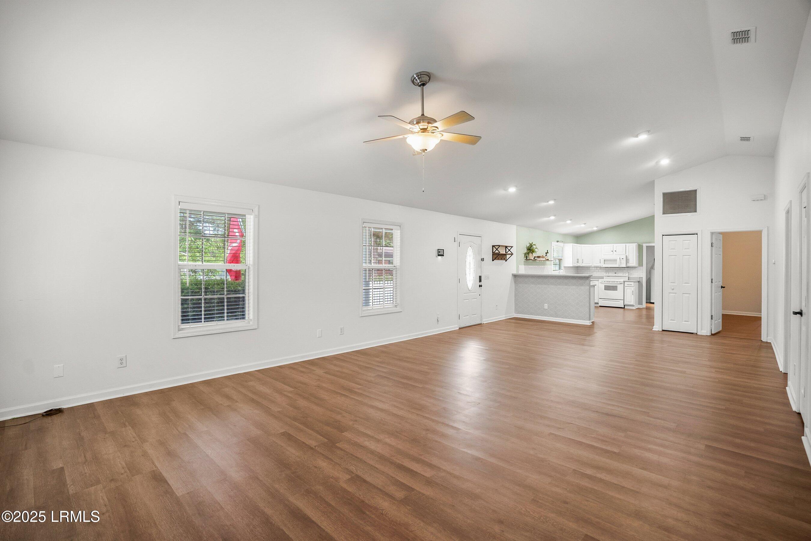 1205 State Rd S-7-276 Beaufort, SC 29902 - Photo 11 of 39 DSC03874-10.jpg-SMALL