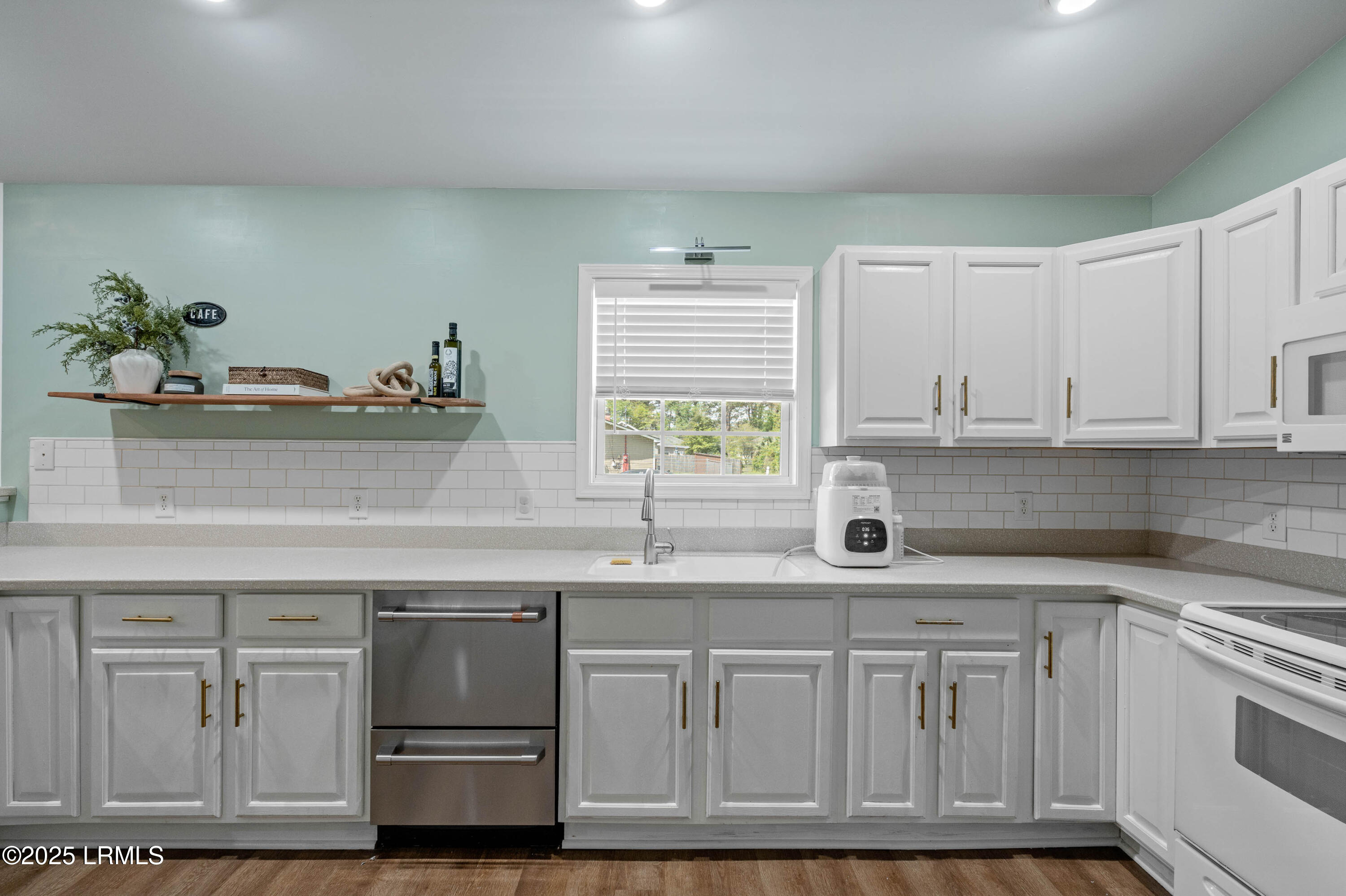 1205 State Rd S-7-276 Beaufort, SC 29902 - Photo 15 of 39 1205 Duncan-29