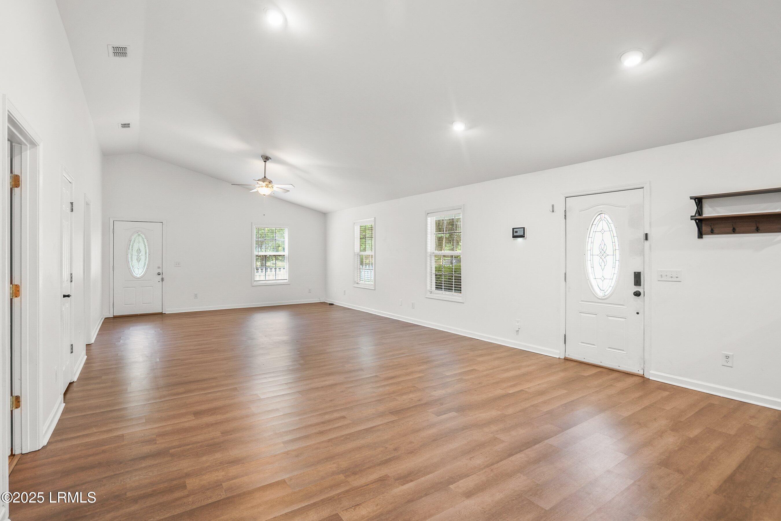 1205 State Rd S-7-276 Beaufort, SC 29902 - Photo 10 of 39 DSC03869-5.jpg-SMALL