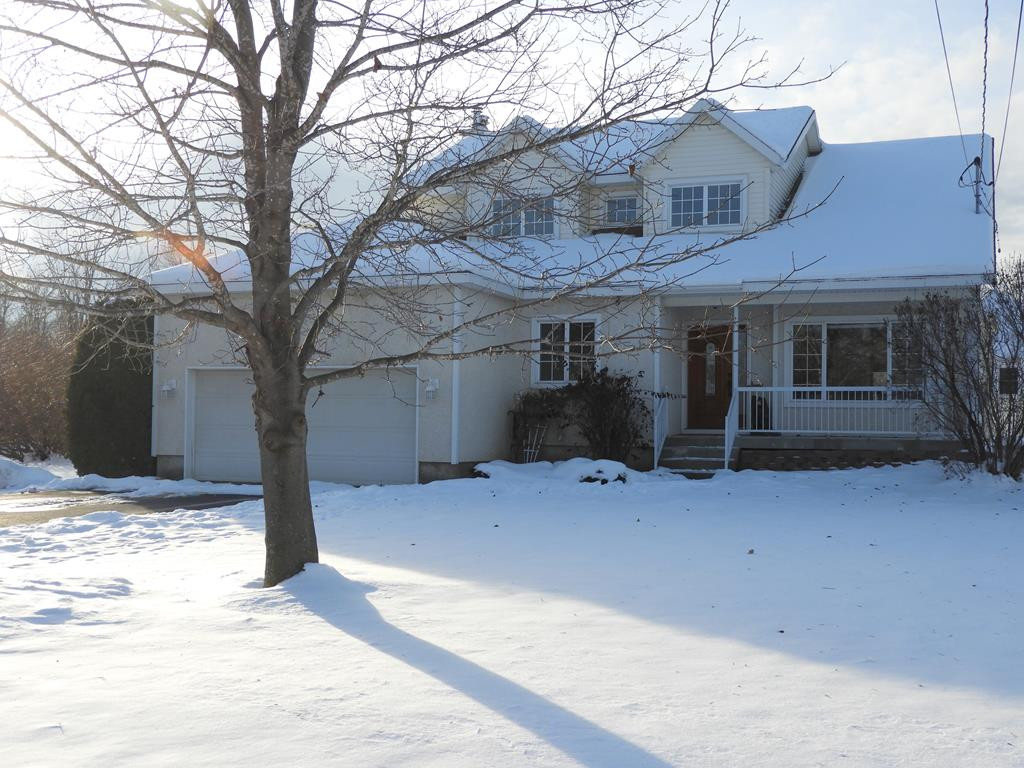 13 Bell Road Plattsburgh, NY 12901 - Photo 1 of 20 Gallery Image 1