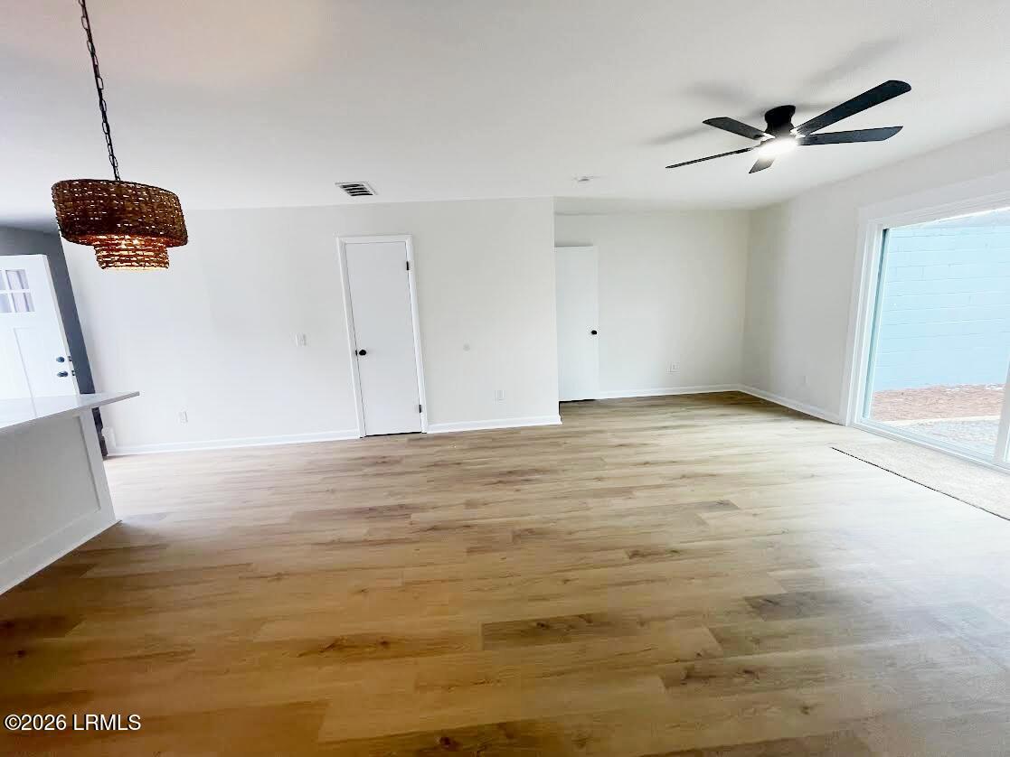 900 State Rd S-7-297, Unit E3 Beaufort, SC 29902 - Photo 5 of 25 image (5)