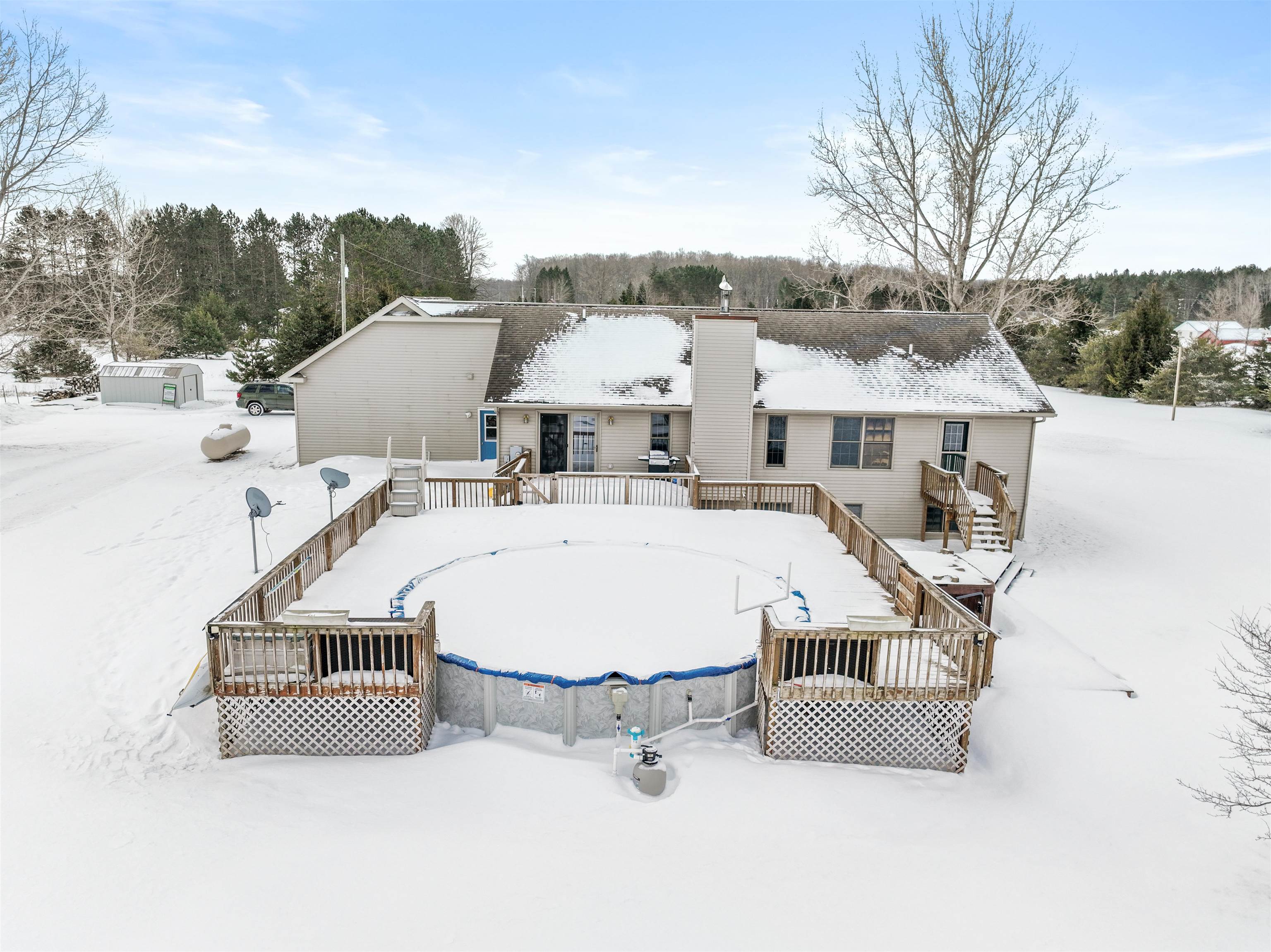 5481 East 28 Road Cadillac, MI 49601 - Photo 3 of 52