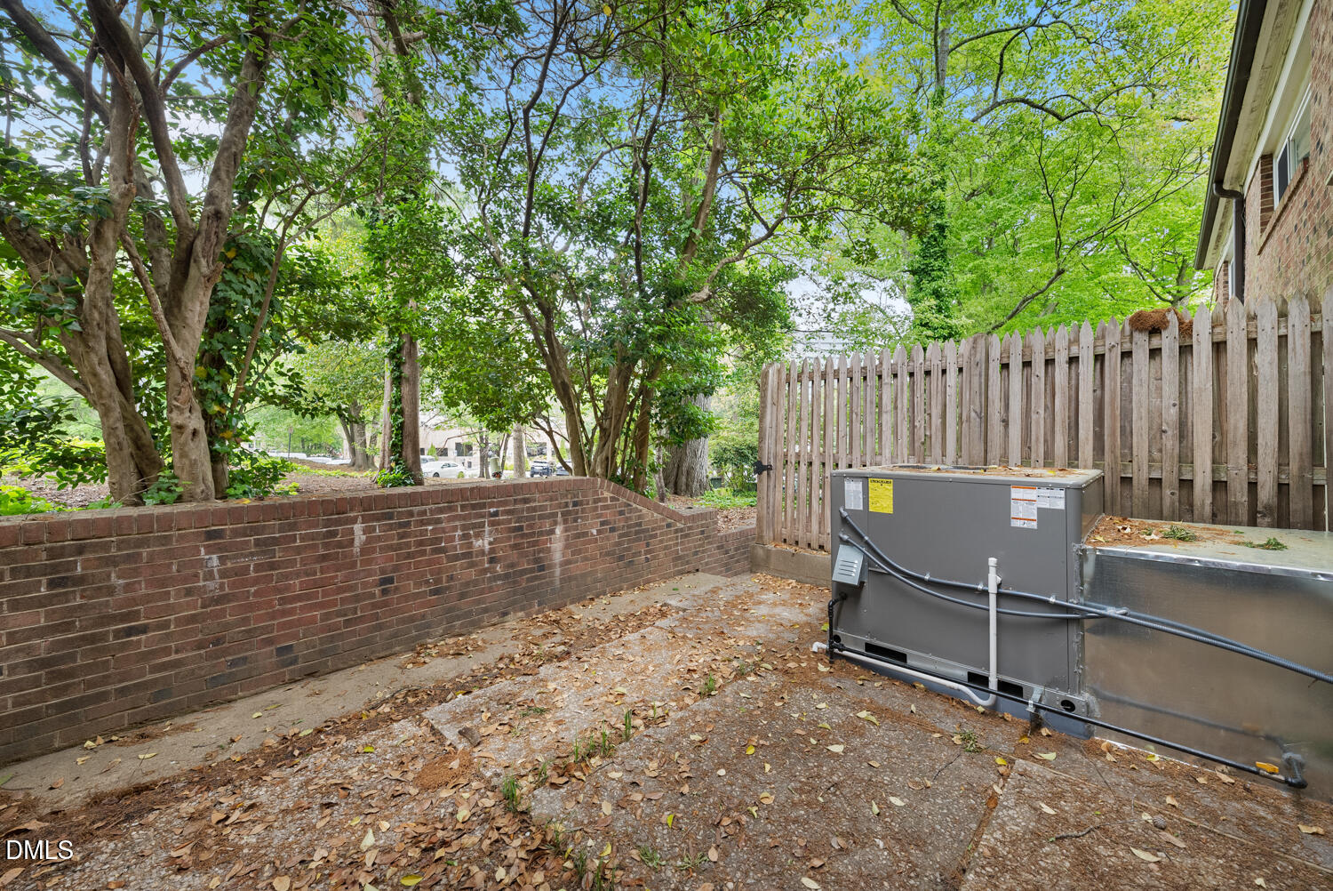 3749 Yorktown Place Raleigh, NC 27609 - Photo 8 of 21 DSC06063