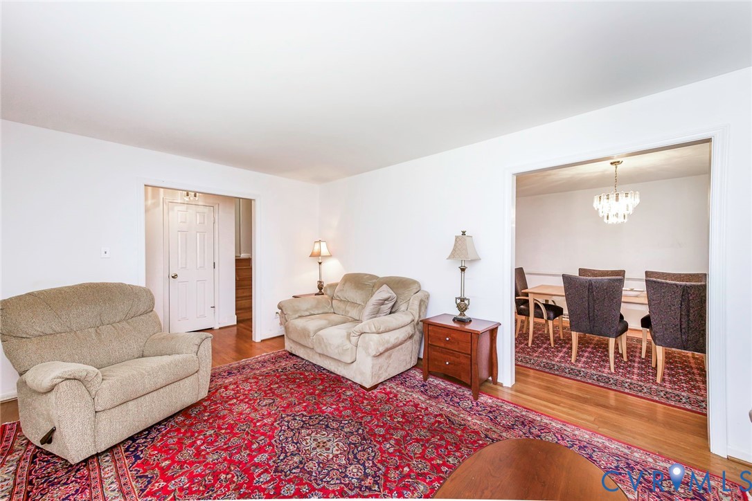 2402 Landon Road Henrico, VA 23294 - Photo 8 of 38