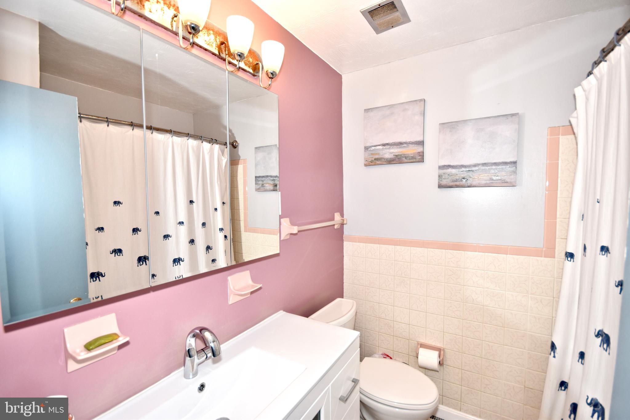 7717 Ontario Road Gainesville, VA 20155 - Photo 11 of 16 Full Bath 1