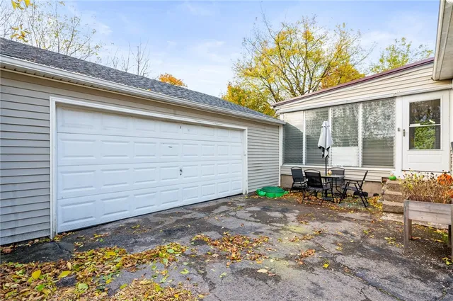 $149,999 | 127 Taft Avenue, Irondequoit, NY 14609