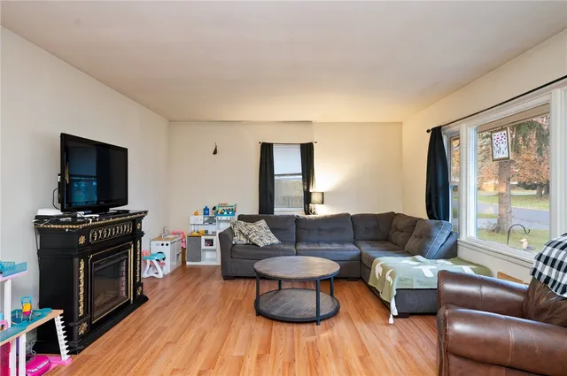 $149,999 | 127 Taft Avenue, Irondequoit, NY 14609