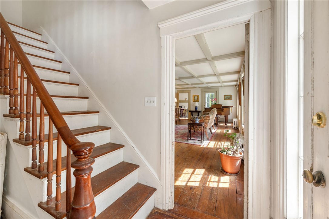 4 Torrey Road Cumberland, RI 02864 - Photo 20 of 40