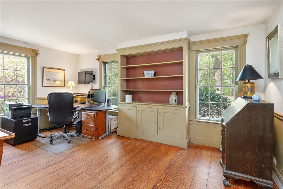 4 Torrey Road Cumberland, RI 02864 - Photo 21 of 40