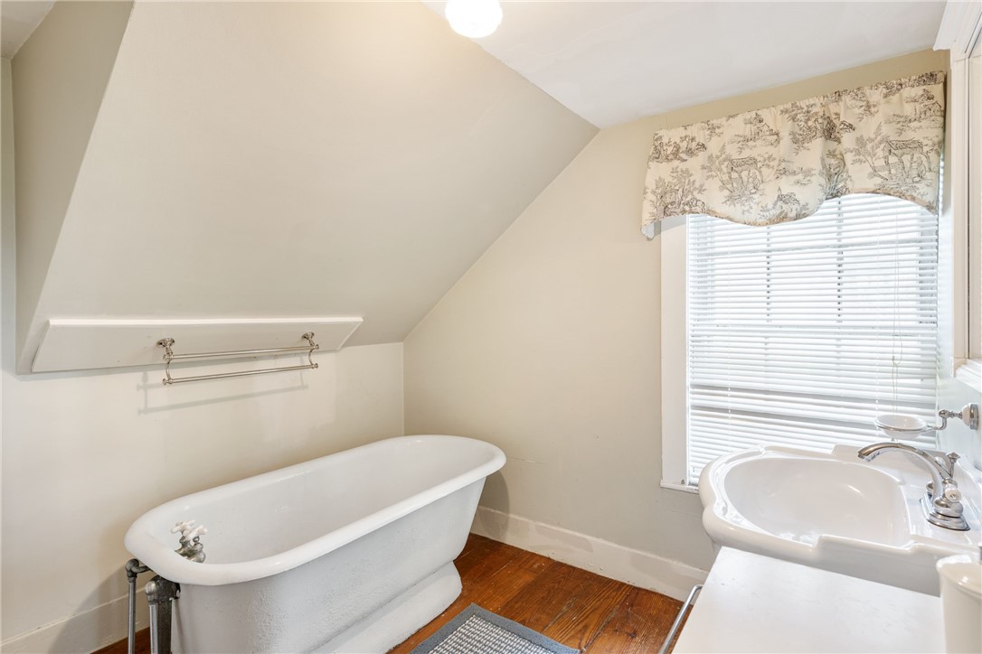 4 Torrey Road Cumberland, RI 02864 - Photo 26 of 40