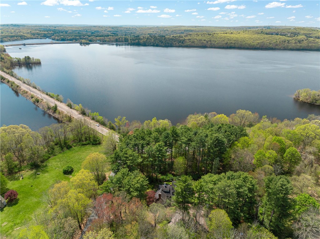 4 Torrey Road Cumberland, RI 02864 - Photo 32 of 40