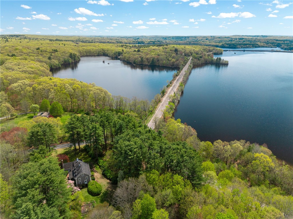 4 Torrey Road Cumberland, RI 02864 - Photo 33 of 40